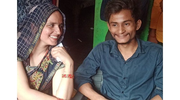 Gujarat Businessman invites Seema Haider: સીમા હૈદર અને સચિન ગુજરાતમાં રહેવા આવશે! ઉદ્યોગપતિએ નોકરી આપવાની કરી જાહેરાત... 1 Seema Sachin