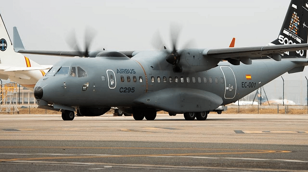 C-295 Aircraft: ભારતીય એરફોર્સને મળ્યુ ‘બાહુબલી’ C295, જાણો તેની ખાસિયતો... 1 C-295 Aircraft: ભારતીય એરફોર્સને મળ્યુ ‘બાહુબલી’ C295, જાણો તેની ખાસિયતો…