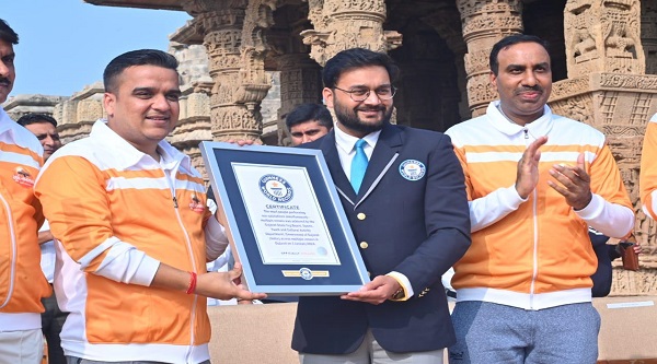 Gujarat’s First World Record Of 2024: વર્ષના પ્રથમ દિવસે ગુજરાતે સર્જ્યો સામૂહિક સૂર્ય નમસ્કારનો વિશ્વ વિક્રમ