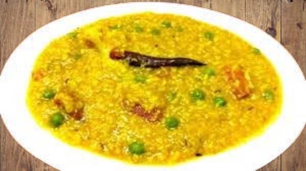 Khichadi: ચોખા અને દાળનું સુખદ મિશ્રણ ખોરાક એટલે ખીચડી