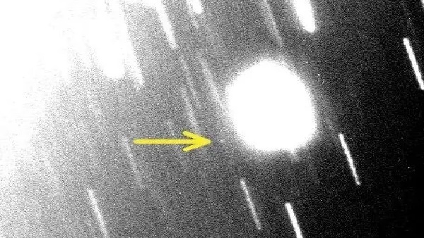 3 New Moons in solar system: સૌરમંડળમાં યુરેનસનો એક અને નેપ્ચુનના બે એમ 3 નવા ચંદ્ર શોધાયા- વાંચો વિગત