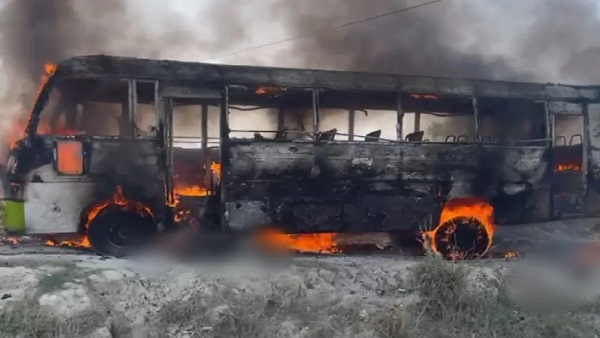 Ghazipur Bus Accident : ગાઝીપુરમાં બસ પર હાઈટેન્શન તાર પડતા આગ લાગી, અનેક મુસાફરો જીવતા બળ્યા