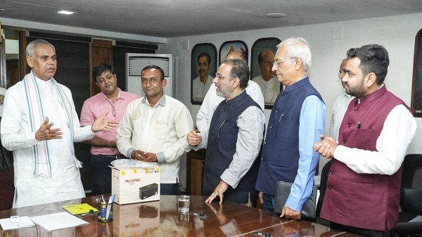 Kotak Mahindra Bank with governor