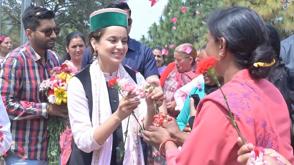 kangana meet voter