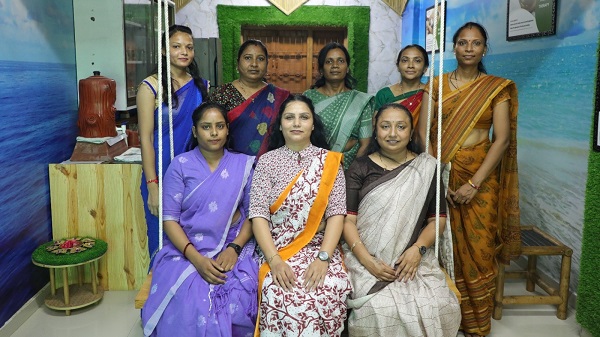 Lakhpati Didi: ‘અત્યુત્તમમ્’ સખી મંડળની બહેનો બની ‘લખપતિ દીદી’ 4 Lakhpati Didi