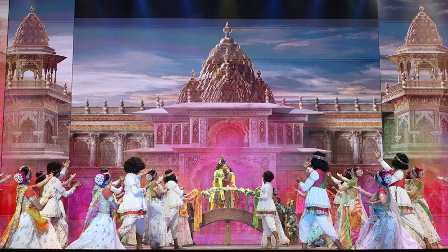 Rajadhiraj: રાજાધિરાજઃ લવ, લાઇફ, લીલા – હવે દુબઈને મંત્રમુગ્ધ કરશે 1 Rajadhiraaj 2