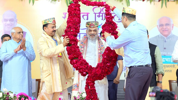 Shashwat Mithila Mahotsav-2025: મિથિલાના લોકોએ ગુજરાતના વિકાસમાં મહત્વપૂર્ણ ભૂમિકા ભજવી છે: અમિત શાહ 3 Shashwat Mithila Mahotsav-2025