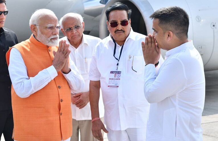 PM visits Gujarat: વડાપ્રધાન મોદી આજથી ગુજરાતની બે દિવસની મુલાકાતે; વડોદરા એરપોર્ટ ખાતે સ્વાગત