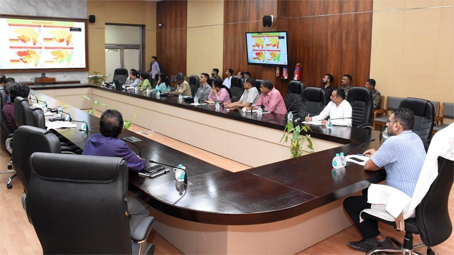 Heavy rain forecast: હવામાન વિભાગે સમગ્ર રાજ્યમાં મધ્યમથી ભારે વરસાદની કરી આગાહી 1 Heavy rain forecast meeting