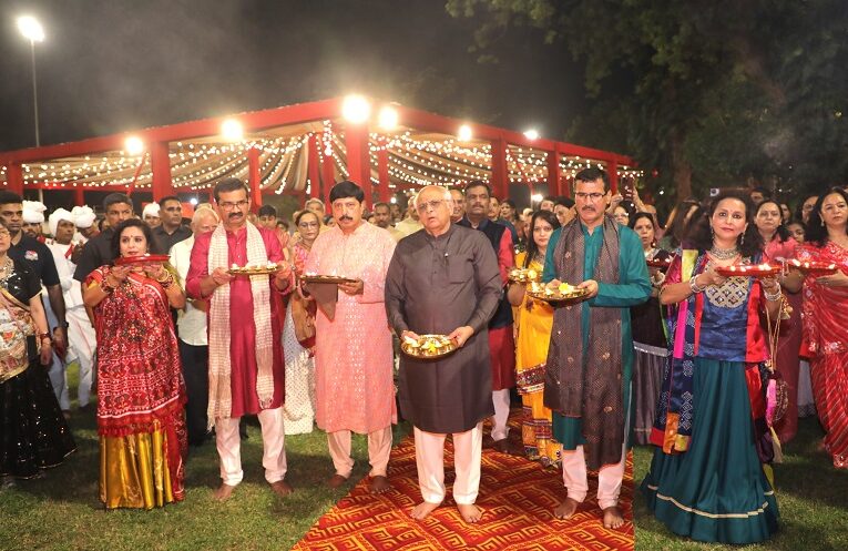 Garba at IPS Mess: અમદાવાદમાં આઈપીએસ મેસ ખાતે આયોજિત ગરબા મહોત્સવમાં મુખ્યમંત્રી ભૂપેન્દ્ર પટેલની ઉપસ્થિતિ