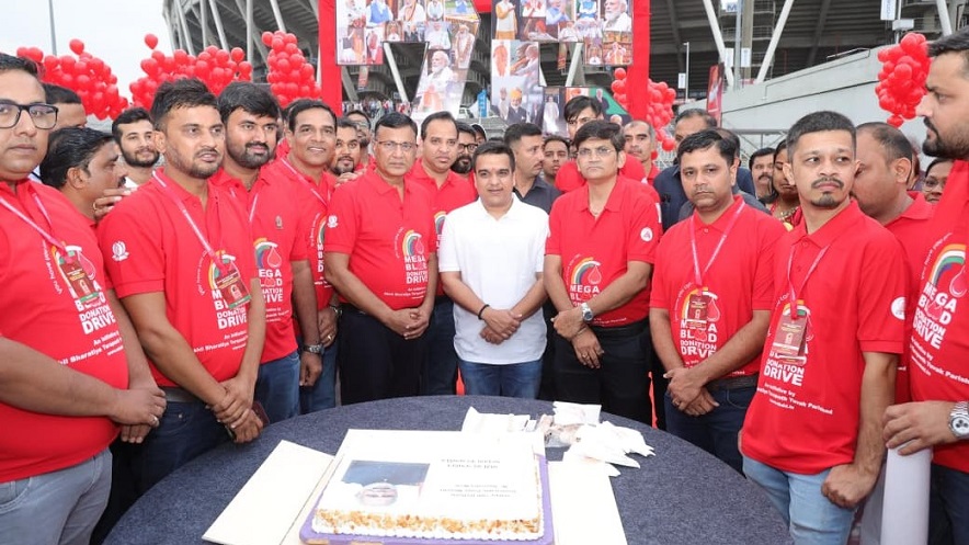 Harsh sanghavi on PM bday