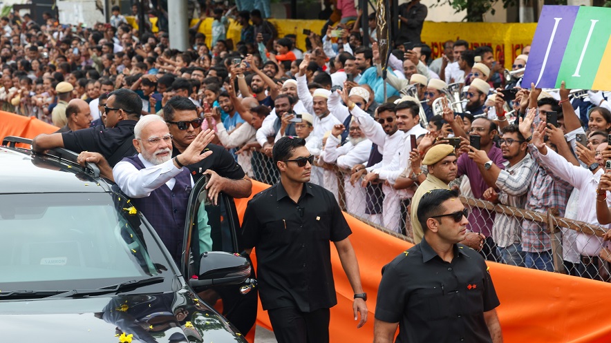 PM Bhavnagar road show