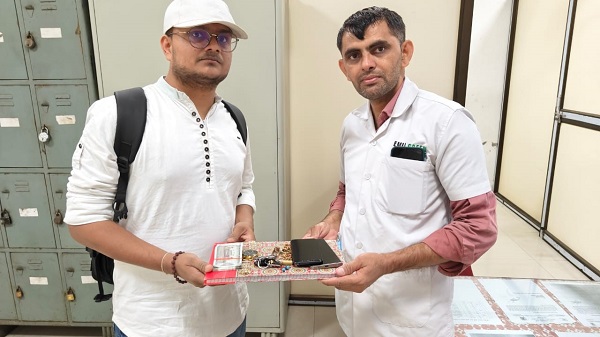 108 Emergency Service: 108 ઇમરજન્સી સેવા કર્મચારીઓનું પ્રામાણિકતાનું ઉત્તમ ઉદાહરણ 2 108 Emergency Service