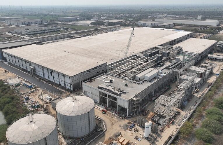 Micronનો સાણંદ પ્રોજેક્ટ ભારતના AI ઈકોસિસ્ટમને કરશે મજબૂત 28 sanand semi conduct micro