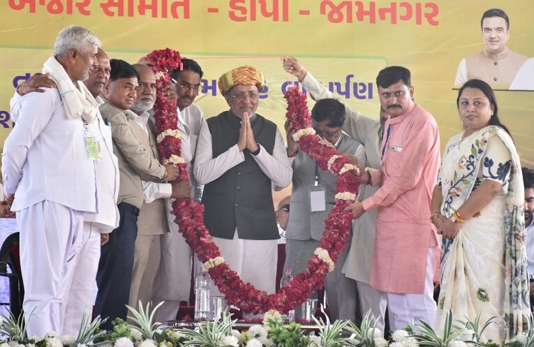 Agriculture Development: હાપા APMCમાં ખેડૂત ભોજનાલય અને આરામગૃહનું ઈ-લોકાર્પણ