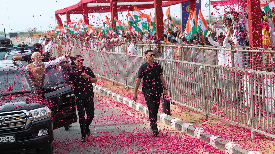 PM modi road show