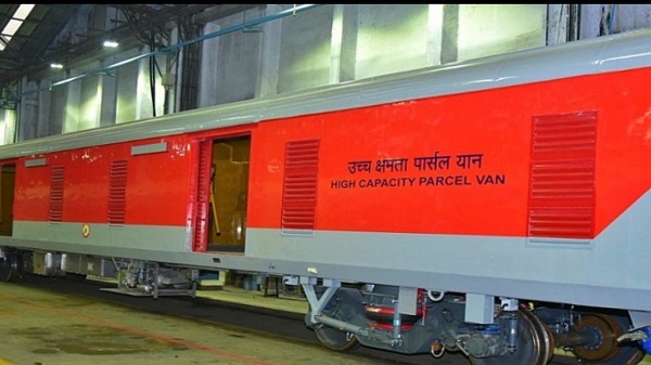 RJT Parcel Revenue: રાજકોટ રેલવેનો નવો રેકોર્ડ: ₹15 કરોડ પાર્સલ આવક 2 RJT Parcel Revenue